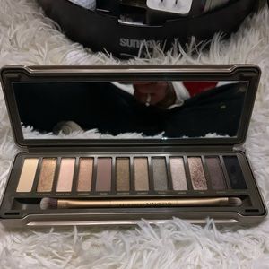 Urban Decay eyeshadow